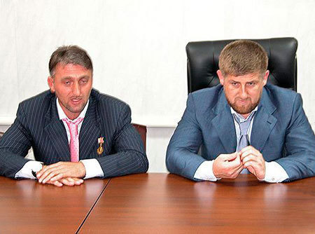 Адам Делимханов (слева) и Рамзан Кадыров (справа). Фото с сайта Rospres.com Адам Делимханов (слева) и Рамзан Кадыров (справа). Фото с сайта Rospres.com