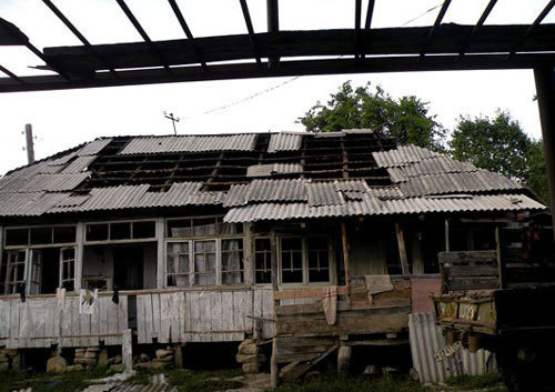 Южная Осетия, с.Рустау после войны 8 августа 2008 года. Фото "Кавказского Узла" Южная Осетия, с.Рустау после войны 8 августа 2008 года. Фото "Кавказского Узла"