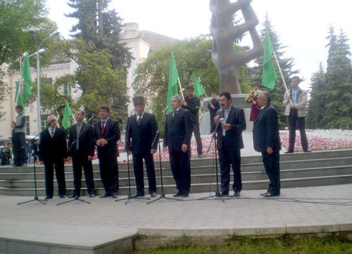 Концерт старинной адыгской (черкесской) песни, Нальчик, 20 мая 2009 года. Фото "Кавказского Узла" Концерт старинной адыгской (черкесской) песни, Нальчик, 20 мая 2009 года. Фото "Кавказского Узла"