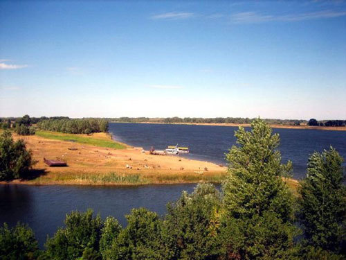 Волго-Ахтубинская пойма. Фото с сайта www.wise-travel.ru
Волго-Ахтубинская пойма. Фото с сайта www.wise-travel.ru