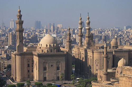 Университет Аль-Азхар (фото с сайта www.2egypt.org) Университет Аль-Азхар (фото с сайта www.2egypt.org)