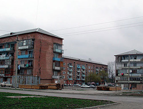 Ингушетия, Назрань, ул.Московская, 27. Фото с сайта www.ingushetia.org Ингушетия, Назрань, ул.Московская, 27. Фото с сайта www.ingushetia.org