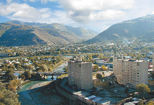 Карачаевск. Фото с сайта http://karachaevocherkessia.roskazna.ru Карачаевск. Фото с сайта http://karachaevocherkessia.roskazna.ru