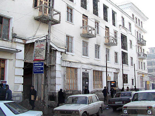 Чечня, Грозный. Фото с сайта www.chechnyafree.ru Чечня, Грозный. Фото с сайта www.chechnyafree.ru