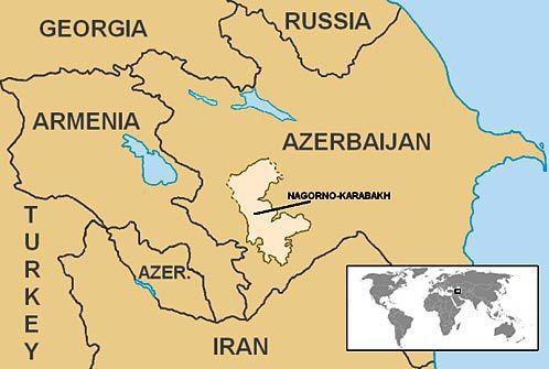 Белым цветом выделены границы бывшей Нагорно-Карабахской автономной области. Фото с сайта http://ru.wikipedia.org Белым цветом выделены границы бывшей Нагорно-Карабахской автономной области. Фото с сайта http://ru.wikipedia.org