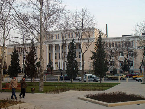 Азербайджан, Баку. Фото с сайта http://en.wikipedia.org Азербайджан, Баку. Фото с сайта http://en.wikipedia.org