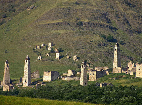 Ингушетия, с.Пялинг. Фото с сайта http://ingushetia.org Ингушетия, с.Пялинг. Фото с сайта http://ingushetia.org