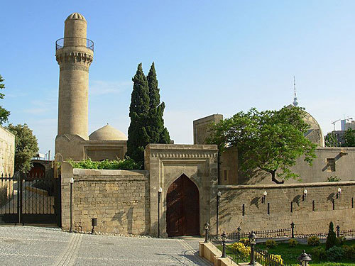 Азербайджан, Баку, Дворец Ширваншахов. Фото с сайта http://ru.wikipedia.org Азербайджан, Баку, Дворец Ширваншахов. Фото с сайта http://ru.wikipedia.org