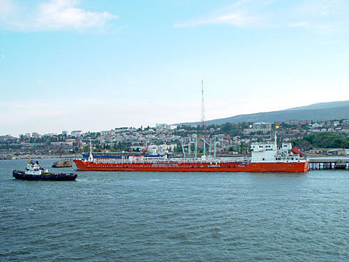 Махачкалинский морской торговый порт. Фото "Кавказского Узла" Махачкалинский морской торговый порт. Фото "Кавказского Узла"