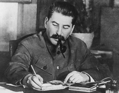 Иосиф Сталин (1949 г.). Фото с сайта http://commons.wikimedia.org Иосиф Сталин (1949 г.). Фото с сайта http://commons.wikimedia.org