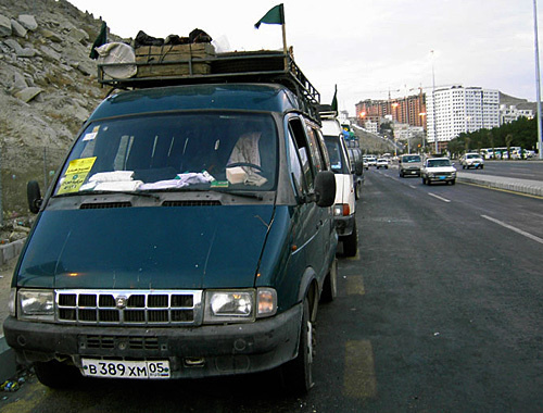 Саудовская Аравия, трансфер российских паломников в Мекку в 2009 году. Фото "Кавказского узла" Саудовская Аравия, трансфер российских паломников в Мекку в 2009 году. Фото "Кавказского узла"