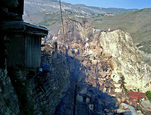 Последствия пожара в селении Анчих. Дагестан, 12 августа 2010 года. Фото "Кавказского узла" Последствия пожара в селении Анчих. Дагестан, 12 августа 2010 года. Фото "Кавказского узла"