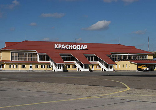 Аэропорт "Пашковский", Краснодар. Фото с сайта www.radioscanner.ru Аэропорт "Пашковский", Краснодар. Фото с сайта www.radioscanner.ru