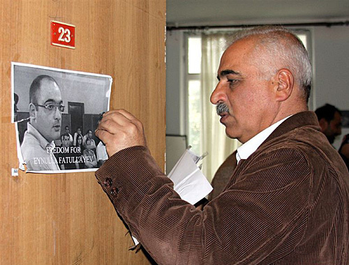 Эмин Фатуллаев. Фото: www.radioazadlyg.org Эмин Фатуллаев. Фото: www.radioazadlyg.org