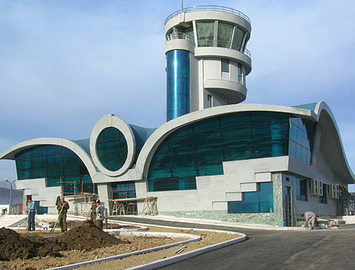 Строительство Степанакертского аэропорта, 30 ноября 2010 года. Фото "Кавказского узла" Строительство Степанакертского аэропорта, 30 ноября 2010 года. Фото "Кавказского узла"