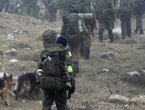 Спецоперация в Сунженском районе Ингушетии 28 марта 2011 г. Фото: "ГОЛОСИНГУШЕТИИ.РУ" Спецоперация в Сунженском районе Ингушетии 28 марта 2011 г. Фото: "ГОЛОСИНГУШЕТИИ.РУ"