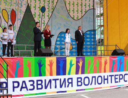 Церемония открытия организации "Центр развития
волонтерства" в Сочи, 14 мая 2011 г. Фото "Кавказского узла"