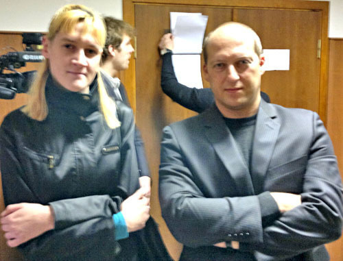 Кассация по делу о беспорядках на Манежной площади перенесена. На снимке: адвокат Игоря Березюка Дмитрий Аграновский и Светлана Аввакумова. Москва, 14 марта 2012 г. Фото Юлии Буславской для "Кавказского узла" Кассация по делу о беспорядках на Манежной площади перенесена. На снимке: адвокат Игоря Березюка Дмитрий Аграновский и Светлана Аввакумова. Москва, 14 марта 2012 г. Фото Юлии Буславской для "Кавказского узла"