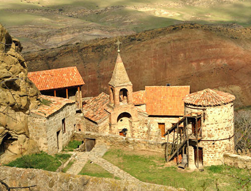 Давидо-Гареджийский монастырский комплекс. Фото http://ru.wikipedia.org Давидо-Гареджийский монастырский комплекс. Фото http://ru.wikipedia.org