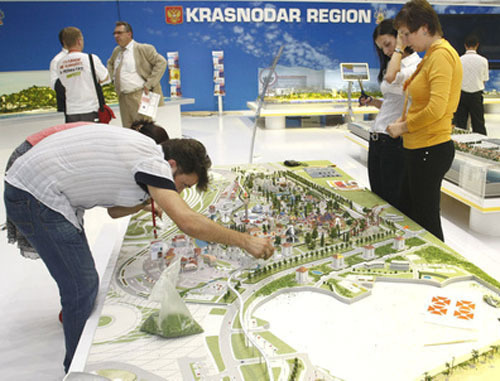 Открылся XI Международный инвестиционный форум "Сочи-2012". Краснодарский край, 20 сентября 2012 г. Фото: Владимир Аносов / Югополис Открылся XI Международный инвестиционный форум "Сочи-2012". Краснодарский край, 20 сентября 2012 г. Фото: Владимир Аносов / Югополис