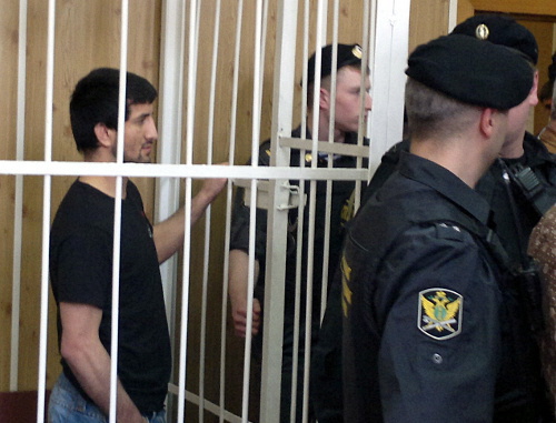 Расул Мирзаев во время судебного заседания. Москва, 17 мая 2012 г. Фото Юлии Буславской для "Кавказского узла" Расул Мирзаев во время судебного заседания. Москва, 17 мая 2012 г. Фото Юлии Буславской для "Кавказского узла"