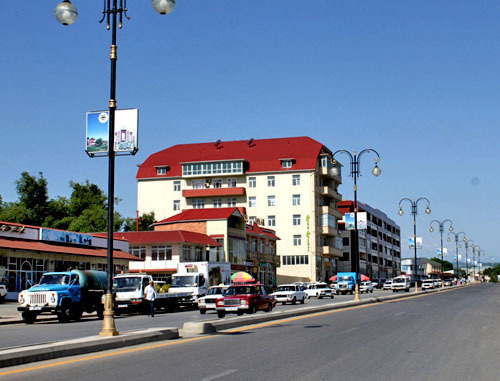Центральная улица города Губа. Азербайджан. Фото: Gulustan, http://commons.wikimedia.org Центральная улица города Губа. Азербайджан. Фото: Gulustan, http://commons.wikimedia.org