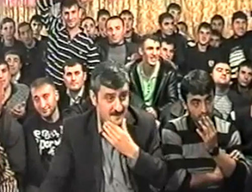 Кадр из видеоролика "Ты кто такой? Давай, до свидания!", http://www.youtube.com
Кадр из видеоролика "Ты кто такой? Давай, до свидания!", http://www.youtube.com