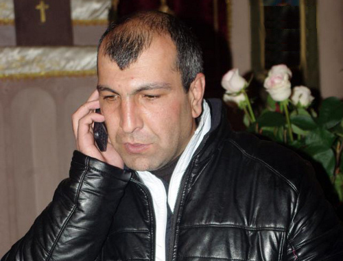 Ваагн Чахалян в церкви Сурб Эчмиадзин в Авлабаре. Грузия, 24 января 2013 г. Фото пресс-службы Епархии Армянской Апостольской Церкви в Грузии, http://www.facebook.com/OfficialHAYARTUN Ваагн Чахалян в церкви Сурб Эчмиадзин в Авлабаре. Грузия, 24 января 2013 г. Фото пресс-службы Епархии Армянской Апостольской Церкви в Грузии, http://www.facebook.com/OfficialHAYARTUN
