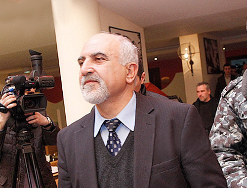Паруйр Айрикян во время пресс-конференции в Ереване 5 февраля 2013 г. Фото: © PanARMENIAN Photo/Tigran Mehrabyan Паруйр Айрикян во время пресс-конференции в Ереване 5 февраля 2013 г. Фото: © PanARMENIAN Photo/Tigran Mehrabyan