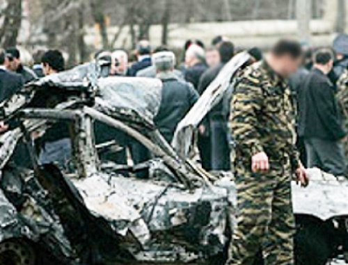 На месте теракта в Хасавюрте. Фото пресс-службы МВД Дагестана, http://05.mvd.ru На месте теракта в Хасавюрте. Фото пресс-службы МВД Дагестана, http://05.mvd.ru