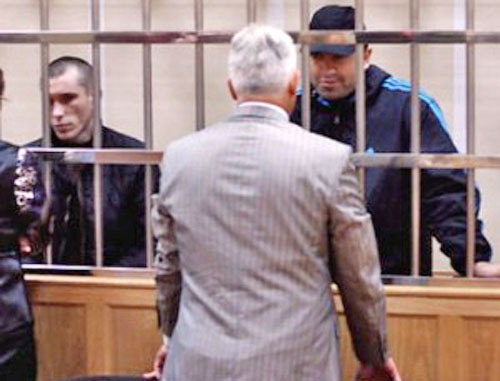 В зале суда во время процесса по делу о нападении на Нальчик. Фото: информационно-новостной портал КБР, http://07kbr.ru В зале суда во время процесса по делу о нападении на Нальчик. Фото: информационно-новостной портал КБР, http://07kbr.ru