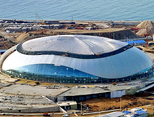 Большая ледовая арена. Фото http://www.sochi2014.com Большая ледовая арена. Фото http://www.sochi2014.com