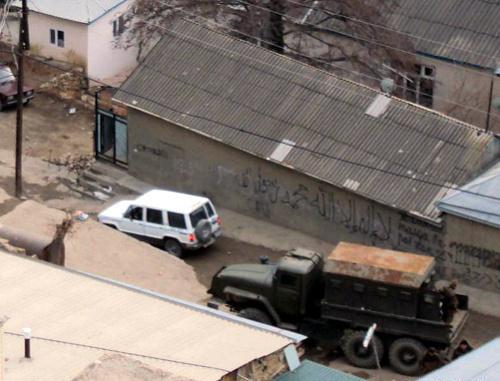 Силовики в селе Гимры, 2013 г. Фото: http://gimry.ucoz.com Силовики в селе Гимры, 2013 г. Фото: http://gimry.ucoz.com