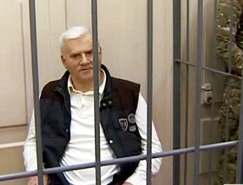 Саид Амиров в суде. Москва, 2 июня 2013 г. Кадр из видеорепортажа телеканала "Звезда", http://tvzvezda.ru Саид Амиров в суде. Москва, 2 июня 2013 г. Кадр из видеорепортажа телеканала "Звезда", http://tvzvezda.ru