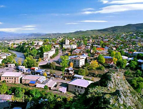 Город Ахалцихе в регионе Самцхе-Джавахети, Грузия. Фото: Tatia Gogoladze, http://ru.wikipedia.org/ Город Ахалцихе в регионе Самцхе-Джавахети, Грузия. Фото: Tatia Gogoladze, http://ru.wikipedia.org/