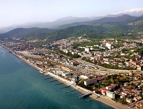 Вид на город Сочи. Фото: Sergey Subbotin / Сергей Субботин, http://commons.wikimedia.org/ Вид на город Сочи. Фото: Sergey Subbotin / Сергей Субботин, http://commons.wikimedia.org/