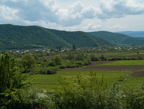 Грузия, Ахмета, село Дуиси в Панкисском ущелье. Фото: Scott McDonough, http://www.flickr.com/photos/48443160@N00 Грузия, Ахмета, село Дуиси в Панкисском ущелье. Фото: Scott McDonough, http://www.flickr.com/photos/48443160@N00