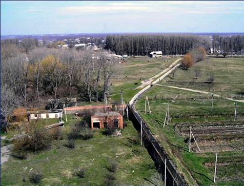 Дагестан, Кизилюртовский район, село Чонтаул. Фото: Гусен Халилуллаев, http://www.tsumada.ru Дагестан, Кизилюртовский район, село Чонтаул. Фото: Гусен Халилуллаев, http://www.tsumada.ru