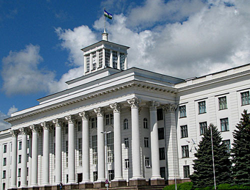 Парламент Кабардино-Балкарии. Фото http://fond-adygi.ru/ Парламент Кабардино-Балкарии. Фото http://fond-adygi.ru/