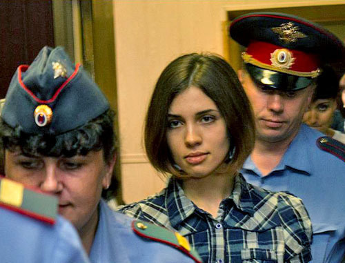 Надежда Толоконникова. Фото: Денис Бочкарев / Denis Bochkarev, http://commons.wikimedia.org/ Надежда Толоконникова. Фото: Денис Бочкарев / Denis Bochkarev, http://commons.wikimedia.org/