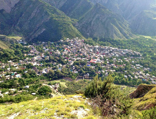 Село Игали Гумбетовский район. Дагестан. Фото: Малачи С., http://www.odnoselchane.ru/ Село Игали Гумбетовский район. Дагестан. Фото: Малачи С., http://www.odnoselchane.ru/