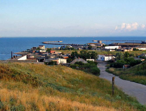 Керчь, вид на порт "Крым". Фото: Solundir, http://commons.wikimedia.org, Creative Commons Attribution-Share Alike 3.0 Unported Керчь, вид на порт "Крым". Фото: Solundir, http://commons.wikimedia.org, Creative Commons Attribution-Share Alike 3.0 Unported