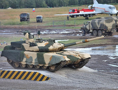 Основной боевой танк Т-90МС. Фото: Vitaly V. Kuzmin http://ru.wikipedia.org/ Основной боевой танк Т-90МС. Фото: Vitaly V. Kuzmin http://ru.wikipedia.org/