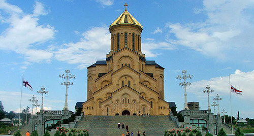 Собор Святой Троицы в Тбилиси. Фото: Monika http://ru.wikipedia.org/ Собор Святой Троицы в Тбилиси. Фото: Monika http://ru.wikipedia.org/