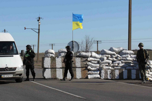 Блокпост на границе Украины с Россией. 2014 г. Фото из архива государственной пограничной службы Украины, dpsu.gov.ua/ru/about/photo_gallery/photo_gallery_214.htm Блокпост на границе Украины с Россией. 2014 г. Фото из архива государственной пограничной службы Украины, dpsu.gov.ua/ru/about/photo_gallery/photo_gallery_214.htm