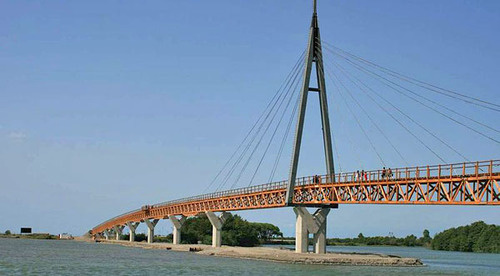 Анаклия, деревянный мост через Ингури. Грузия. Фото: Aleksey Muhranoff http://commons.wikimedia.org/ Анаклия, деревянный мост через Ингури. Грузия. Фото: Aleksey Muhranoff http://commons.wikimedia.org/