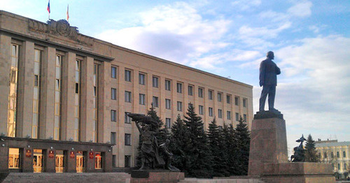 Здание правительства Ставропольского края. Ставрополь. Фото: Ален Катин https://ru.wikipedia.org Здание правительства Ставропольского края. Ставрополь. Фото: Ален Катин https://ru.wikipedia.org