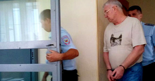 Михаил Столяров в зале суда. Астрахань, август 2014 г. Фото Елены Гребенюк для "Кавказского узла" Михаил Столяров в зале суда. Астрахань, август 2014 г. Фото Елены Гребенюк для "Кавказского узла"