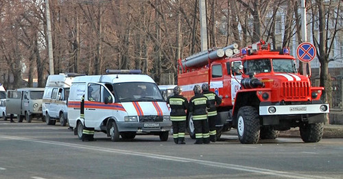 Машины скорой помощи и пожарные на улицах Нальчика. Фот http://nac.gov.ru/ Машины скорой помощи и пожарные на улицах Нальчика. Фот http://nac.gov.ru/