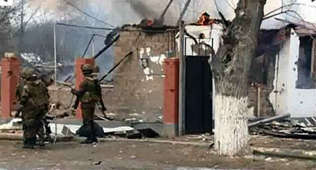 Спецоперация по ликвидации боевиков. Фото: http://nac.gov.ru/nakmessage/2015/01/05/v-chechne-v-khode-spetsoperatsii-neitralizovany-dvoe-banditov.html Спецоперация по ликвидации боевиков. Фото: http://nac.gov.ru/nakmessage/2015/01/05/v-chechne-v-khode-spetsoperatsii-neitralizovany-dvoe-banditov.html